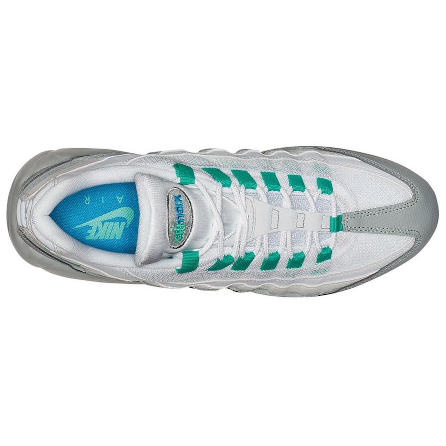 Shop 耐克 Air Max 95 浅浮石 清新翡翠 749766-032