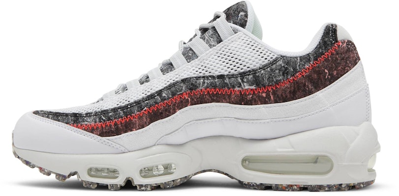 나이키 에어맥스 95 M2Z2 '리사이클드 울 팩 - 화이트 브라이트 크림슨' CV6899-100 Lookbook 나이키 에어맥스 95 M2Z2 '리사이클드 울 팩 - 화이트 브라이트 크림슨' CV6899-100