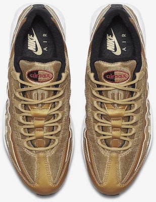 Nike Air Max 95 Emas Metalik 918359-700 Lookbook Nike Air Max 95 Emas Metalik 918359-700