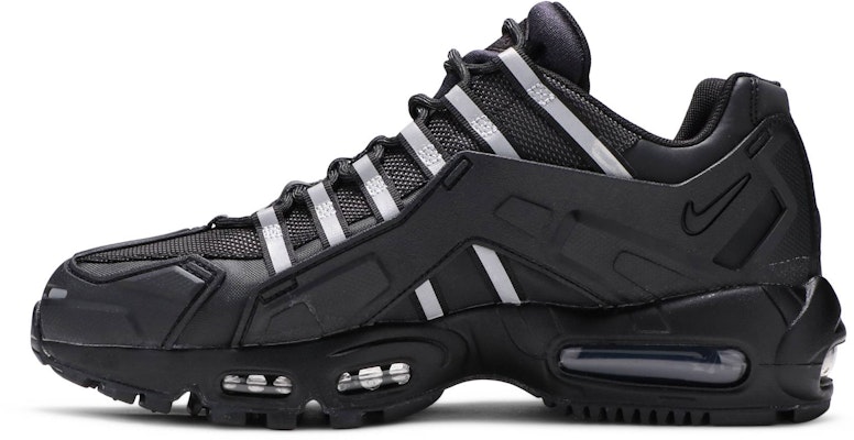 나이키 에어맥스 95 NDSTRKT '블랙 리플렉티브' CZ3591-001 Lookbook 나이키 에어맥스 95 NDSTRKT '블랙 리플렉티브' CZ3591-001