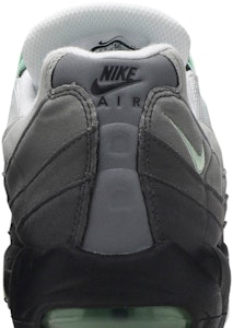 エアマックス95 OG "フレッシュミント" CD7495-101 Sizing エアマックス95 OG "フレッシュミント" CD7495-101