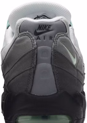 Nike Air Max 95 OG 'Fresh Mint' CD7495-101 - Kasut Sneakers Tersohor Sizing Nike Air Max 95 OG 'Fresh Mint' CD7495-101 - Kasut Sneakers Tersohor