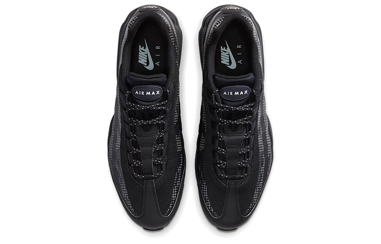 Shop Nike Air Max 95 Ultra 休閒運動 低筒 跑步鞋 男款 黑銀