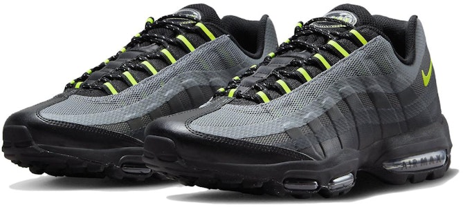 ナイキ エア マックス 95 ウルトラ "アイアングレー/ボルト" FJ4216-002 Lookbook ナイキ エア マックス 95 ウルトラ "アイアングレー/ボルト" FJ4216-002