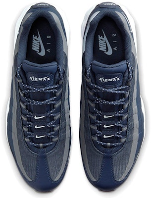 Nike Air Max 95 Ultra 3M 反光 低筒 跑步鞋 男款 午夜藍 Shop Nike Air Max 95 Ultra 3M 反光 低筒 跑步鞋 男款 午夜藍