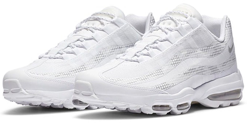 耐克Air Max 95 Ultra‘白雾灰’ CZ7551-100 Lookbook 耐克Air Max 95 Ultra‘白雾灰’ CZ7551-100