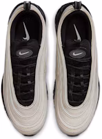 Shop Nike Air Max 97 低筒 跑步鞋 男款 米黃黑