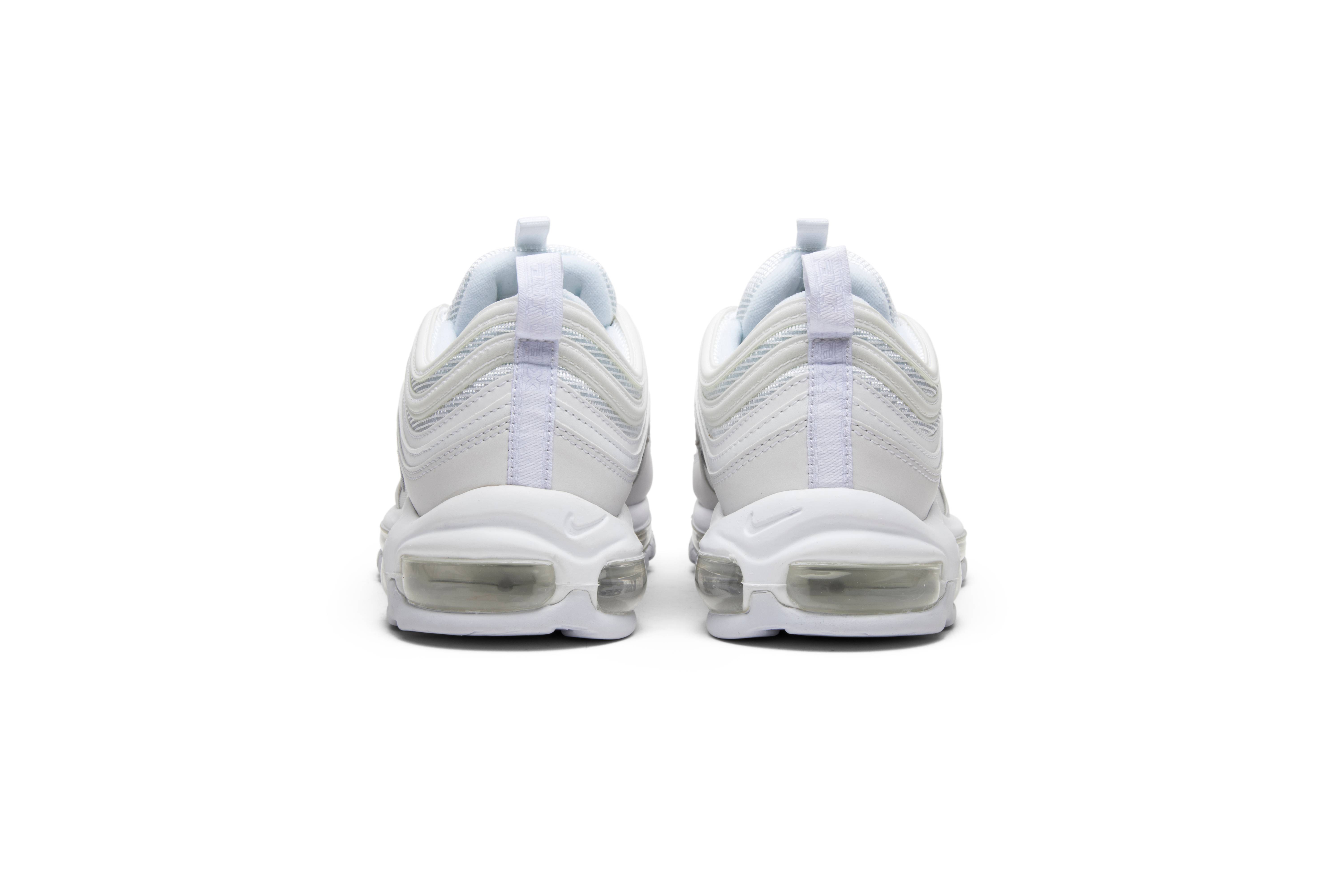 Sizing Nike Air Max 97 ''Triple White'' Blanc Triple 921826-101