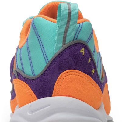 Nike Air Max 98 'Cone' 924462-800 Sizing Nike Air Max 98 'Cone' 924462-800