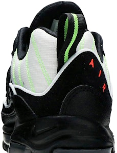 Nike Air Max 98 'Penyerlah' 640744-015 Sizing Nike Air Max 98 'Penyerlah' 640744-015