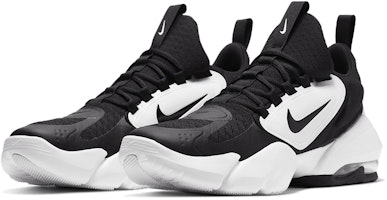 나이키 에어맥스 알파 새비지 블랙/화이트 AT3378-001 Lookbook 나이키 에어맥스 알파 새비지 블랙/화이트 AT3378-001