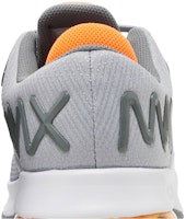 Nike Air Max Alpha Trainer 4 'Gris Lobo Naranja Total' CW3396-007 Sizing Nike Air Max Alpha Trainer 4 'Gris Lobo Naranja Total' CW3396-007