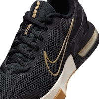 나이키 에어 맥스 알파 트레이너 6 블랙/세일/다크 라이트 브라운/패러슈트 베이지 FQ1833-012 Sizing 나이키 에어 맥스 알파 트레이너 6 블랙/세일/다크 라이트 브라운/패러슈트 베이지 FQ1833-012