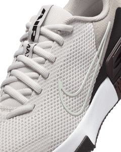 ナイキ エア マックス アルファ トレーナー 6 FQ1833-008 Sizing ナイキ エア マックス アルファ トレーナー 6 FQ1833-008
