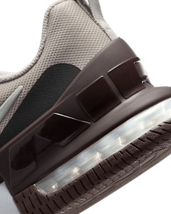 ナイキ エア マックス アルファ トレーナー 6 FQ1833-008 Cheap ナイキ エア マックス アルファ トレーナー 6 FQ1833-008