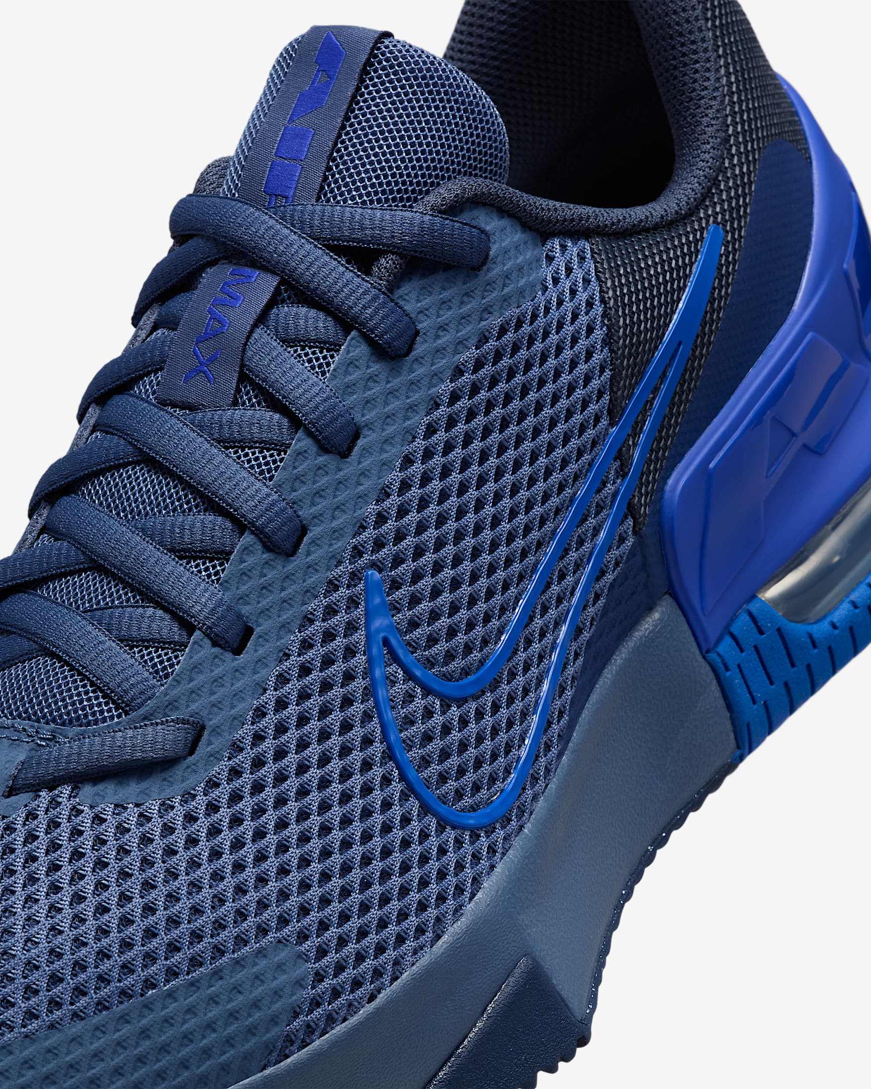 Sizing 耐克Air Max Alpha Trainer 6训练鞋 FQ1833-400