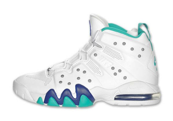 Order Nike Air Max Barkley Sneakers 488119-143
