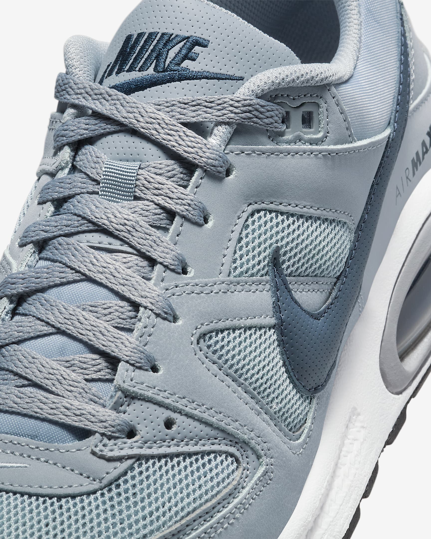 Sizing 耐克Air Max指挥官 - 独家直售 629993-040