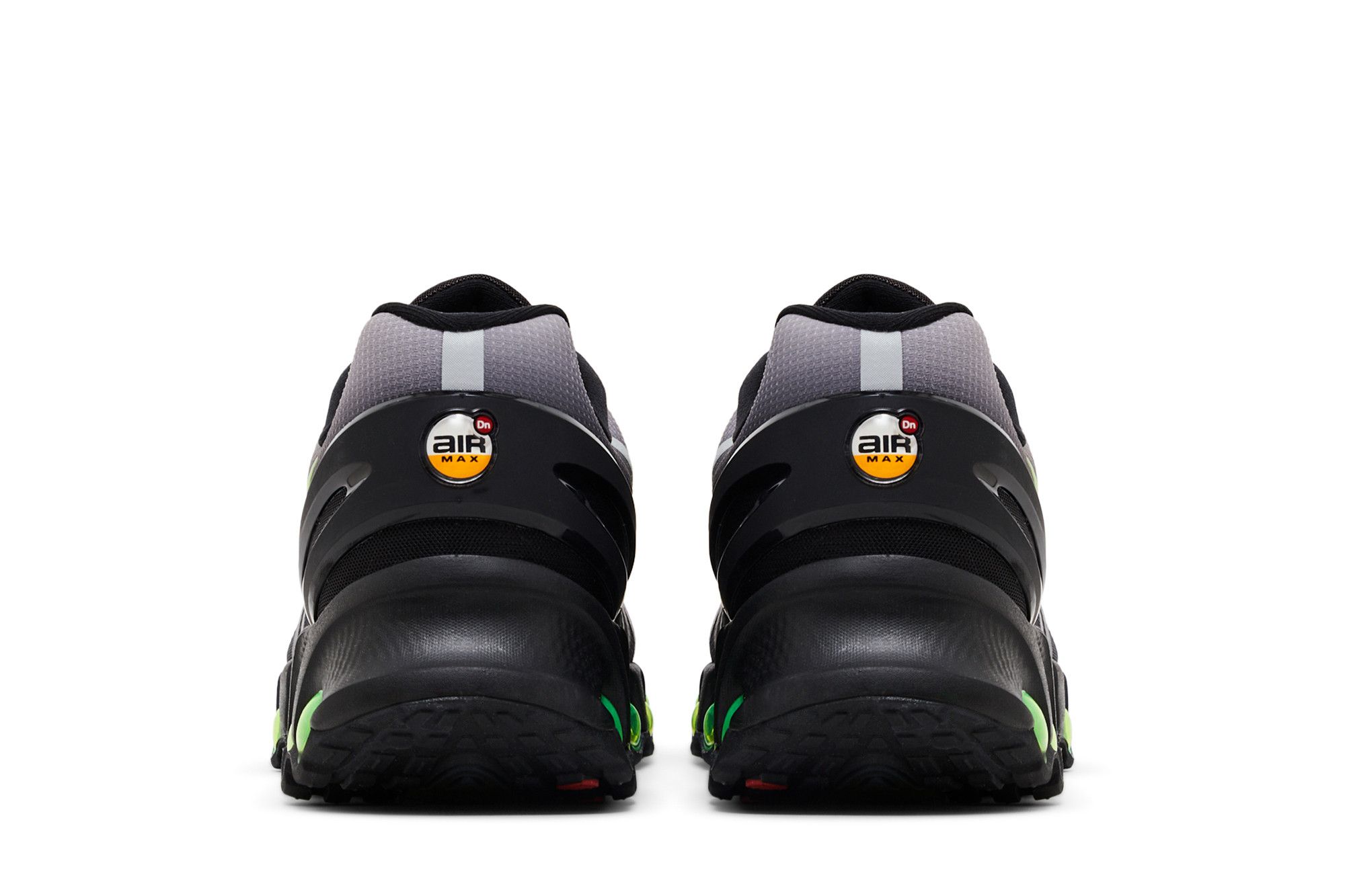 Sizing Nike Air Max DN8 'Hitam Volt' FQ7860-003