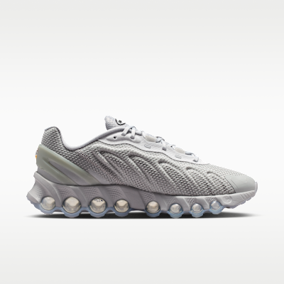 Lookbook Nike Air Max DN8 Platina Zilver/Photon Dust/Tough Red IO7846-003