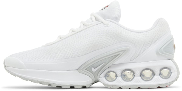 ナイキ エア マックス DN 白/メタリックシルバー DV3337-101 Lookbook ナイキ エア マックス DN 白/メタリックシルバー DV3337-101