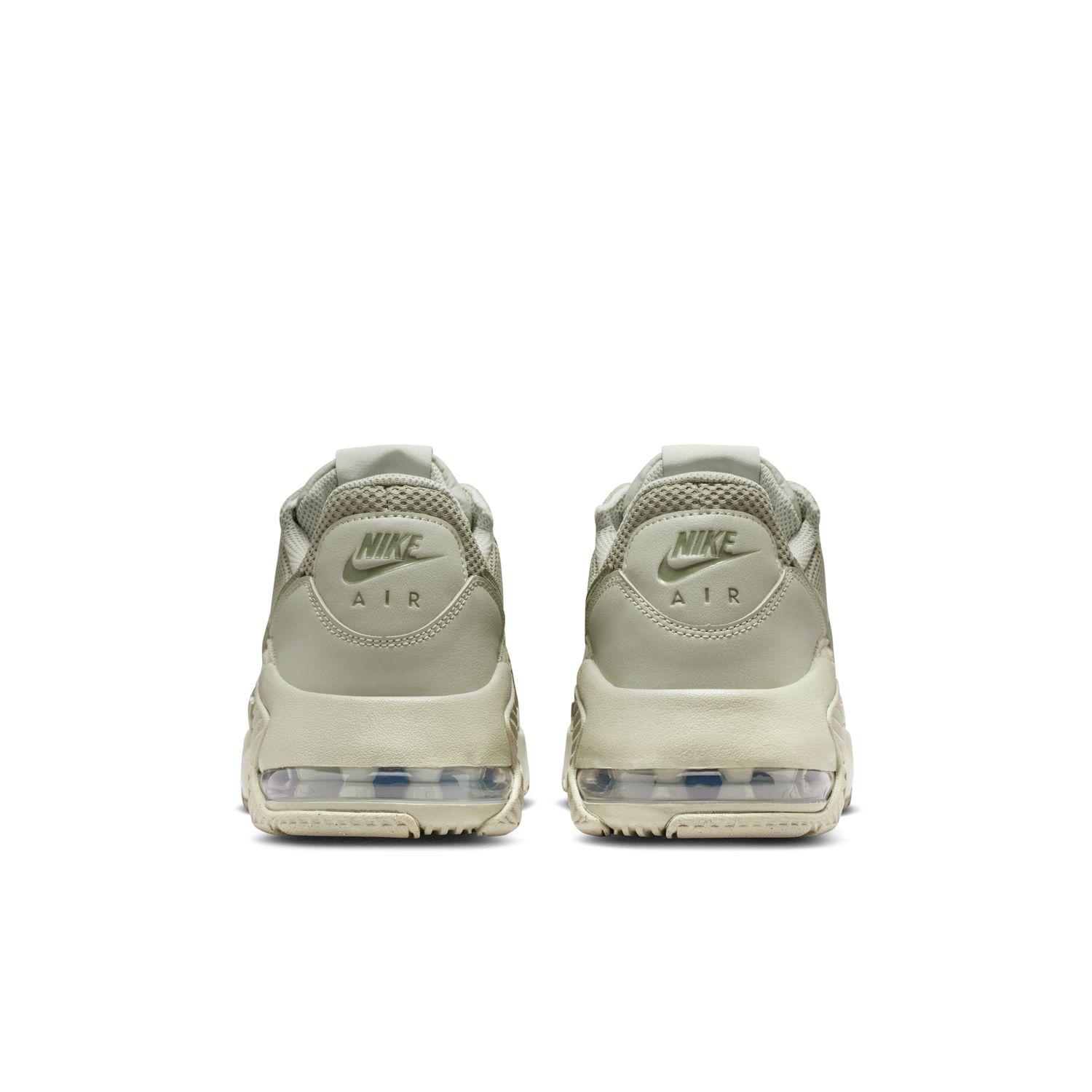 Shop 耐克Air Max Excee ''300SPRCFG/銀色'' FZ5486-300