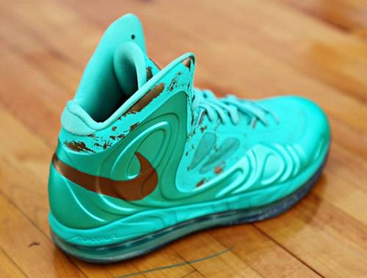 Nike Air Max Hyperposite 'Patung Liberty' 524862-301 Lookbook Nike Air Max Hyperposite 'Patung Liberty' 524862-301