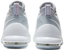 耐克Air Max Impact '纯铂金'篮球鞋 CI1396-002 Shop 耐克Air Max Impact '纯铂金'篮球鞋 CI1396-002