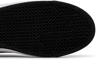 Nike Air Max Ishod Wair SB 'Silver Bullet' Sepatu Sneaker HF3062-001 Purchase Nike Air Max Ishod Wair SB 'Silver Bullet' Sepatu Sneaker HF3062-001