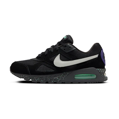 Nike Air Max IVO 'Black Metallic Silver'