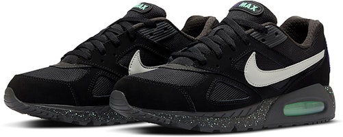 Nike Air Max Ivo 防滑輕便 低筒 跑步鞋 男款 黑白 Lookbook Nike Air Max Ivo 防滑輕便 低筒 跑步鞋 男款 黑白