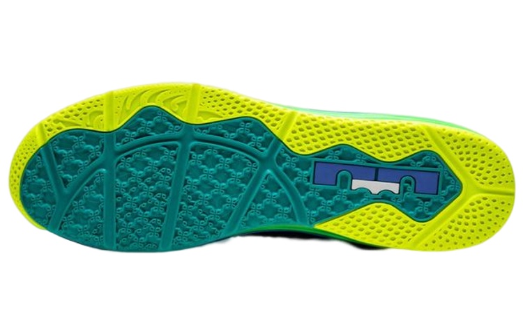 Shop ナイキ エア マックス レブロン 10 LOW "スプライト" 579765-500