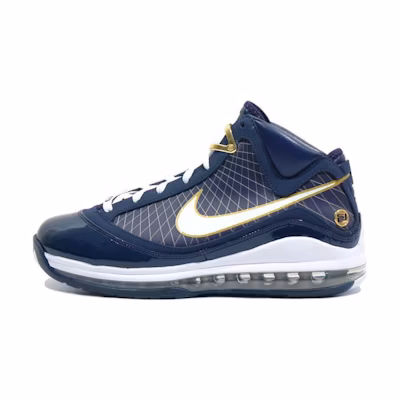 Nike Air Max LeBron 7 'Akron'