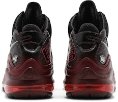 耐克Air Max LeBron 7 圣诞节特别版 375664-600 Details for 耐克Air Max LeBron 7 圣诞节特别版 375664-600