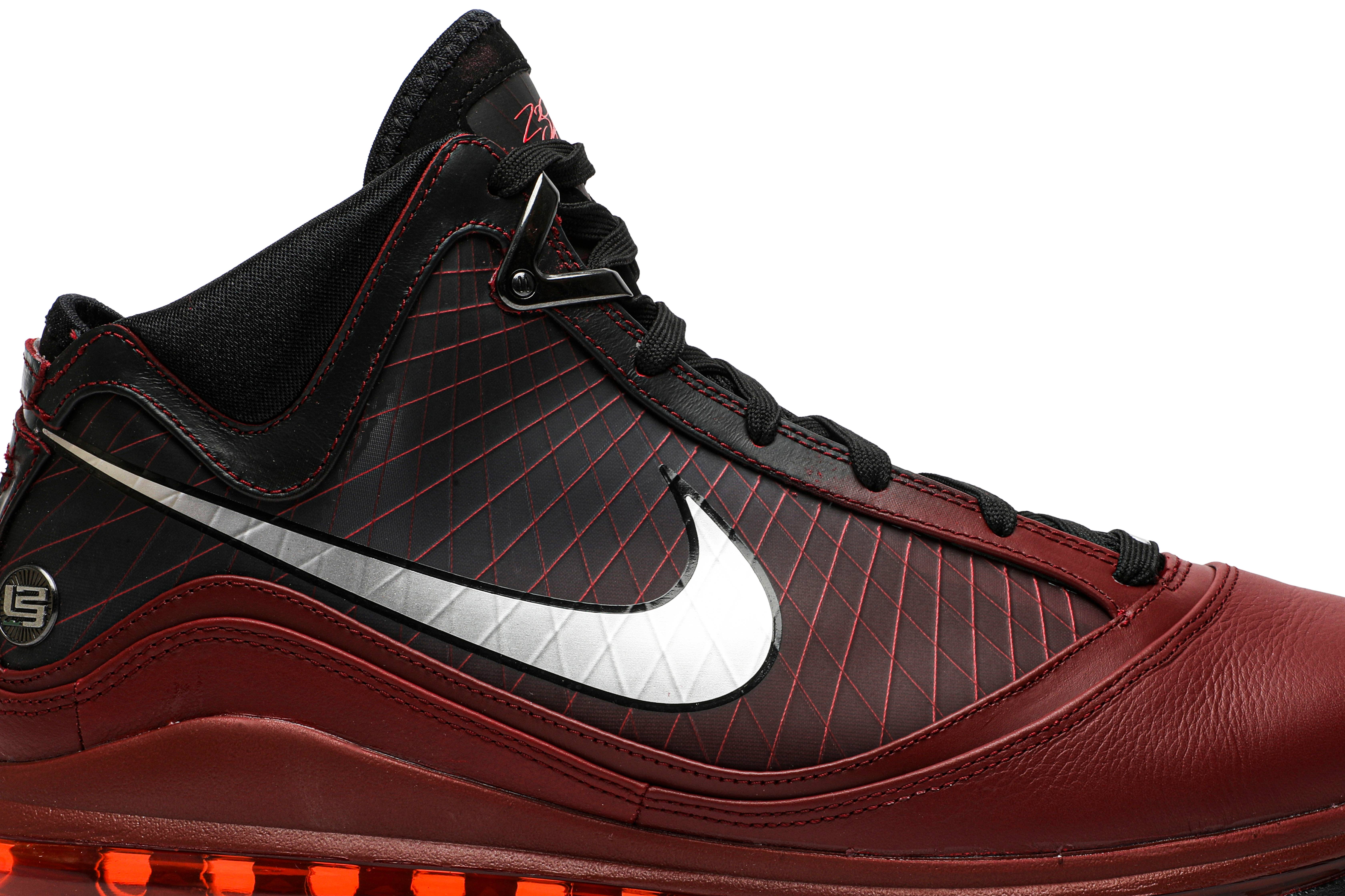 Lebron christmas 218 top