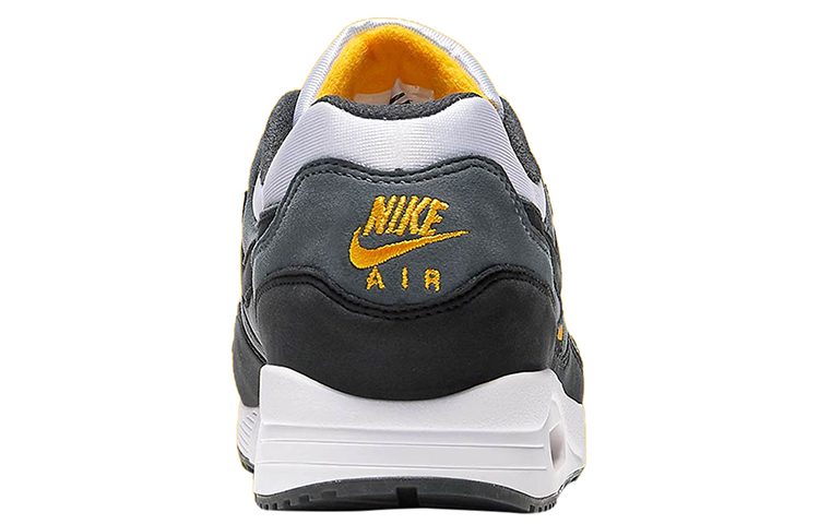 Shop 耐吉 Air Max Light 拼色運動復古跑步鞋 白黃色