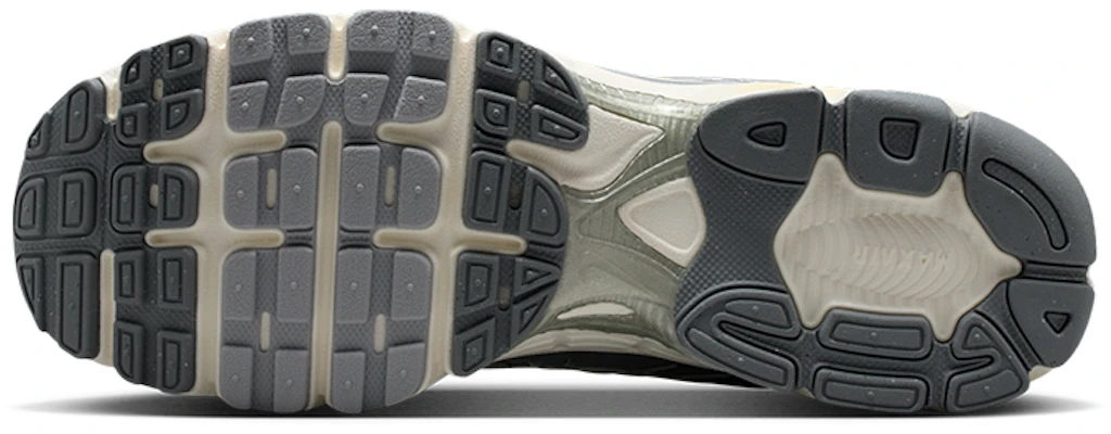 Nike Air Max Moto 2000 Sepatu Sneakers IQ7592-077 Details for Nike Air Max Moto 2000 Sepatu Sneakers IQ7592-077