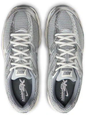 Nike Air Max Moto 2000 Sepatu Sneakers IQ7592-077 Sizing Nike Air Max Moto 2000 Sepatu Sneakers IQ7592-077
