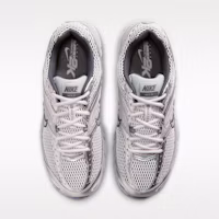 Shop Nike Air Max Moto 2K 最佳灰/學院灰/鐵灰/最佳灰 IO9279-008