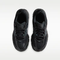 Shop Nike Air Max Moto 2K 黑色/金屬深灰色/暗煙灰色 IQ9430-003