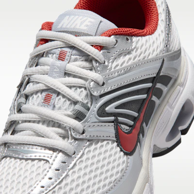 Nike Air Max Moto 2K Photon Dust/Wolf Gray/Summit White/Dune Red in het Nederlands IQ9430-010 Sizing Nike Air Max Moto 2K Photon Dust/Wolf Gray/Summit White/Dune Red in het Nederlands IQ9430-010