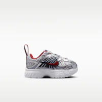 Lookbook Nike Air Max Moto 2K 幽光灰/狼灰/白峯/沙丘紅 IQ9432-010