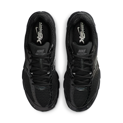 Shop 耐克Air Max Moto 2K 黑/金属深灰/深烟灰运动鞋 IO9279-001