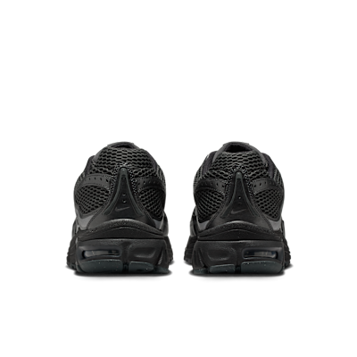 Details for 耐克Air Max Moto 2K 黑/金属深灰/深烟灰运动鞋 IO9279-001