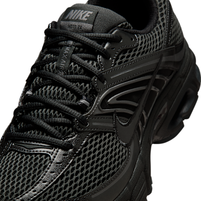 Sizing 耐克Air Max Moto 2K 黑/金属深灰/深烟灰运动鞋 IO9279-001