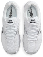 나이키 에어 맥스 모토 2K 화이트/메탈릭 실버/포톤 더스트/블랙 IO9279-100 Shop 나이키 에어 맥스 모토 2K 화이트/메탈릭 실버/포톤 더스트/블랙 IO9279-100