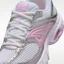 Sizing Nike Air Max Moto 2K Wit/Pure Platinum/Metallic Zilver/Roze Schuim IQ9430-150