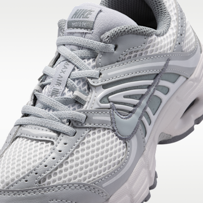 Sizing Nike Air Max Moto 2K Grigio Lupo/Grigio Chiaro/Grigio Freddo/Grigio Lupo IQ9431-002