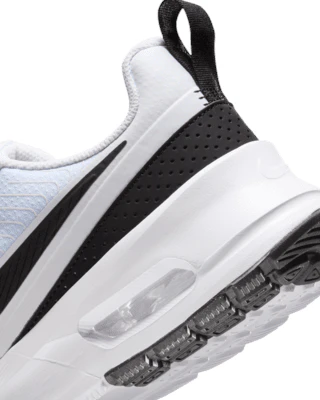 Nike Air Max Nuaxis ''Weiß Schwarz'' FD4329-101 Cheap Nike Air Max Nuaxis ''Weiß Schwarz'' FD4329-101