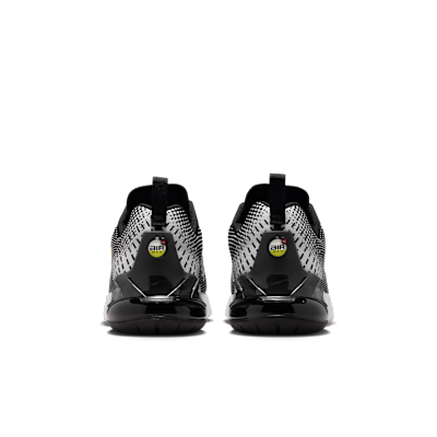 Details for (JR) ナイキ エア マックス フェニックス ブラック/ホワイト/メタリック ゴールド HF7052-007